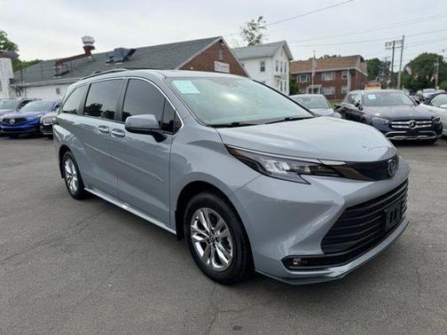 Cement 2023 Toyota Sienna Woodland Edition