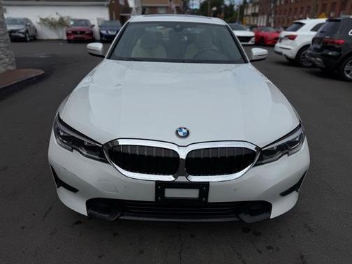 2022 BMW 330 i xDrive