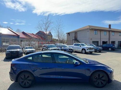 2025 Tesla Model 3 Long Range