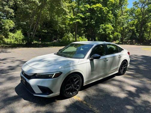 White 2022 Honda Civic Sport
