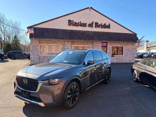 2024 Mazda CX-90 PHEV Premium