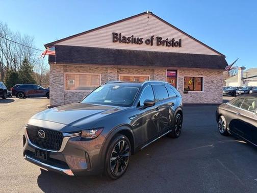 2024 Mazda CX-90 PHEV Premium