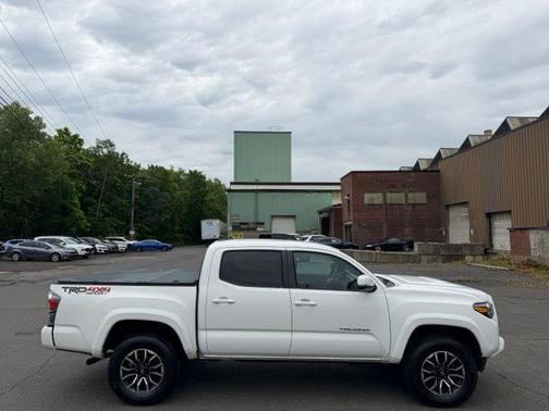 Super White 2021 Toyota Tacoma TRD Sport