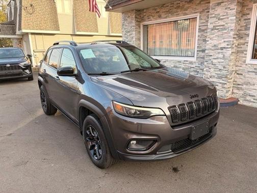 2022 Jeep Cherokee X