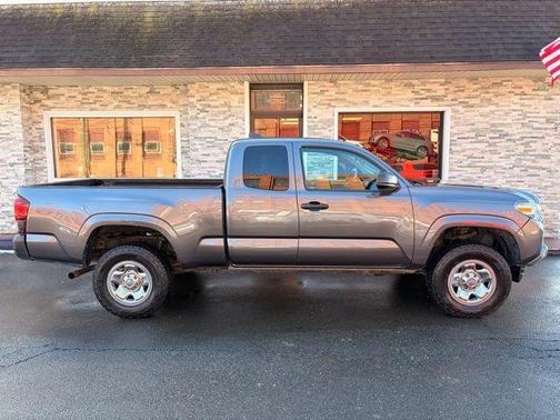 2021 Toyota Tacoma SR