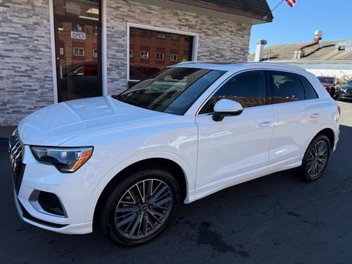 2022 Audi Q3 40 Premium