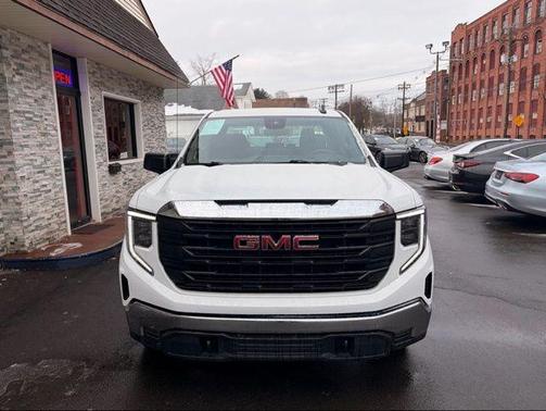 2024 GMC Sierra 1500 Pro