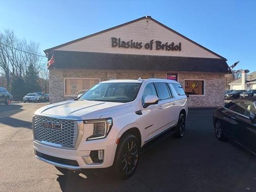2023 GMC Yukon XL Denali