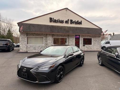 2022 Lexus ES 350 F Sport