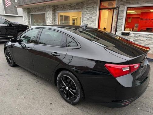 2017 Chevrolet Malibu 1LT