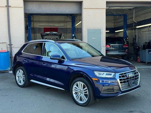 2018 Audi Q5 2.0T Premium Plus