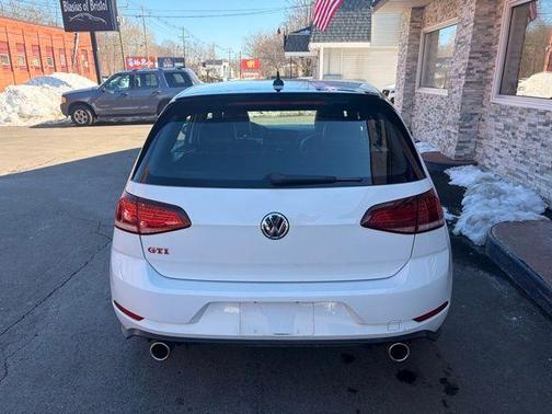 2021 Volkswagen Golf GTI 2.0T SE