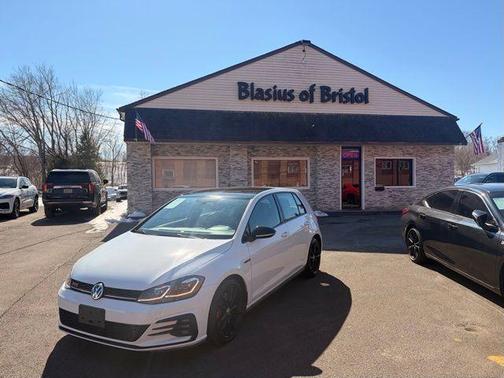 2021 Volkswagen Golf GTI 2.0T SE