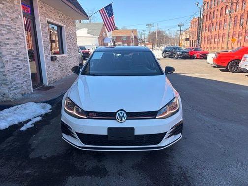 2021 Volkswagen Golf GTI 2.0T SE