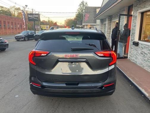 2021 GMC Terrain SLT