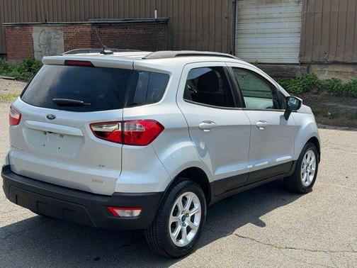 Silver Metallic 2018 Ford EcoSport SE