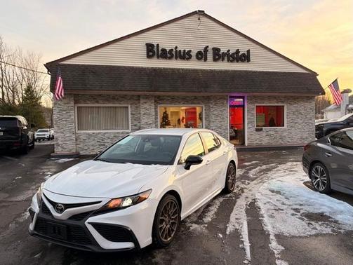 2024 Toyota Camry SE Nightshade