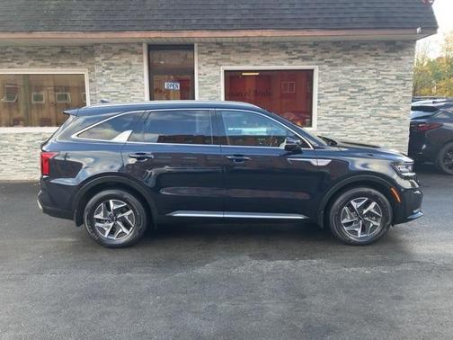 2022 Kia Sorento Hybrid S