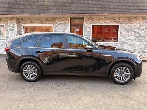 2025 Mazda CX-90 SE