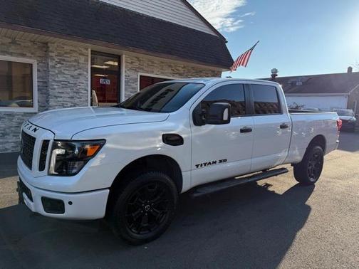 2018 Nissan Titan XD SV