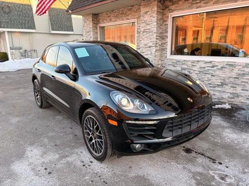 2017 Porsche Macan S
