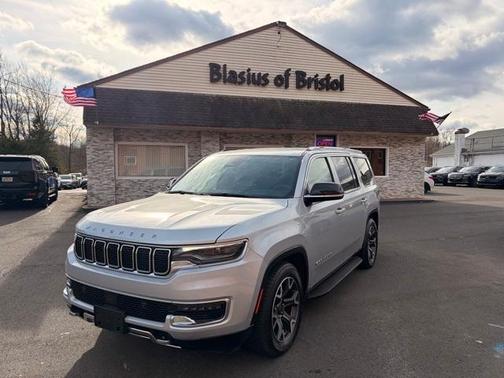 2023 Jeep Wagoneer Series III