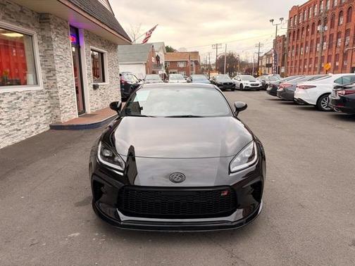 2025 Toyota GR86 Premium