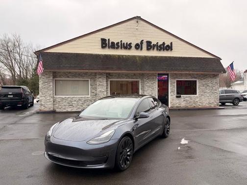 2023 Tesla Model 3 Performance