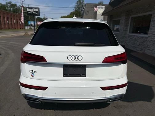 2023 Audi Q5 45 S line quattro Premium