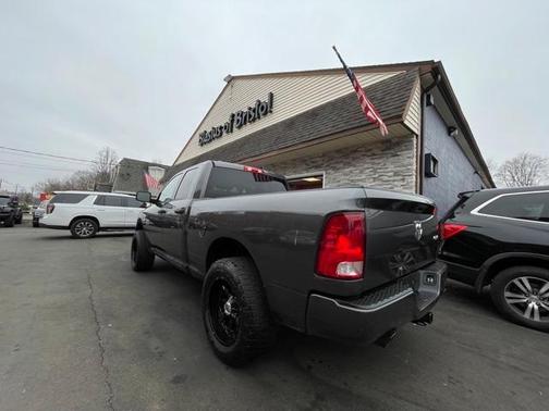 Photo 5 of 33 of 2016 RAM 1500 Tradesman/Express
