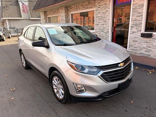 2021 Chevrolet Equinox LS