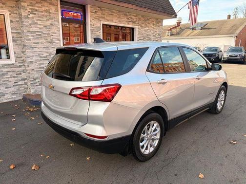 2021 Chevrolet Equinox LS