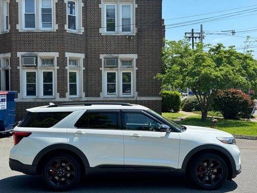 White Metallic 2020 Ford Explorer ST