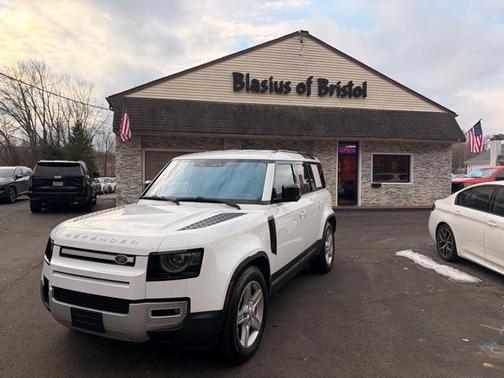 2020 Land Rover Defender 110 SE