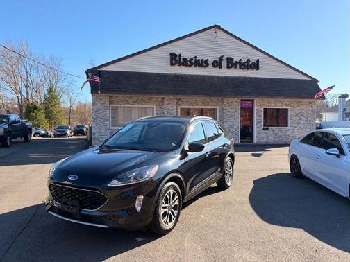 Black Metallic 2020 Ford Escape SEL