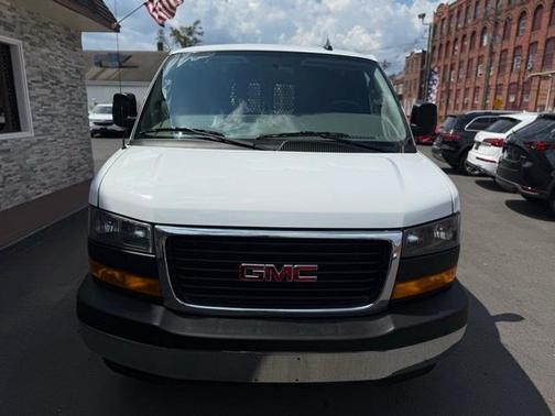 2023 GMC Savana 2500 Work Van