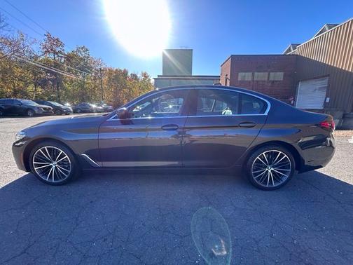 Dark Graphite Metallic 2023 BMW 530 i xDrive