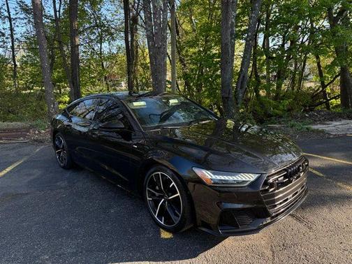 Mythos Black Metallic 2022 Audi A7 55 Premium