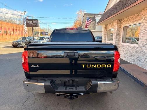 2017 Toyota Tundra SR