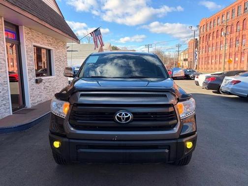 2017 Toyota Tundra SR