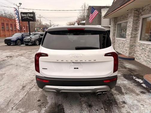 2022 Kia Telluride S
