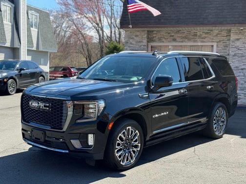 Onyx Black 2023 GMC Yukon Denali Ultimate