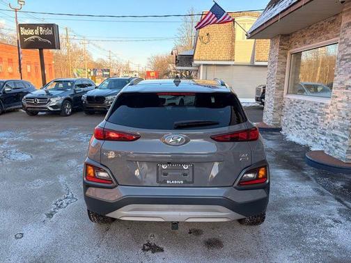 2021 Hyundai KONA NIGHT