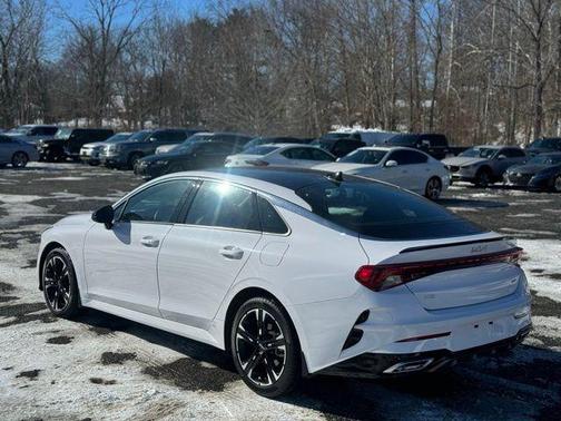 Glacial White Pearl 2024 Kia K5 GT-Line