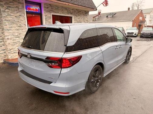 2023 Honda Odyssey Sport