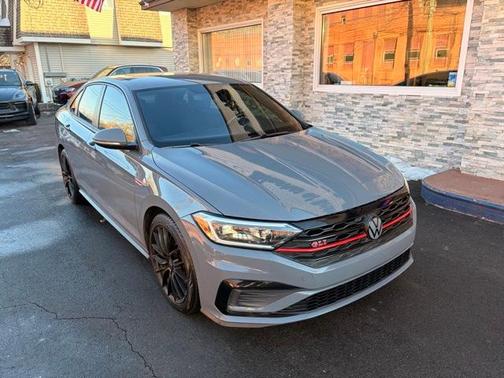 2019 Volkswagen Jetta GLI 2.0T S
