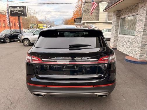 2021 Lincoln Nautilus Reserve