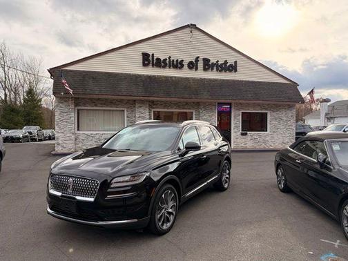 2021 Lincoln Nautilus Reserve