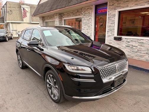 2021 Lincoln Nautilus Reserve