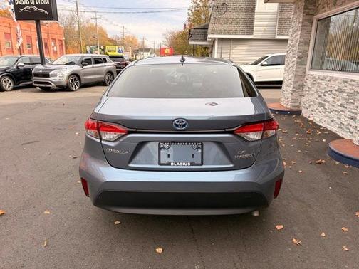 2023 Toyota Corolla Hybrid LE